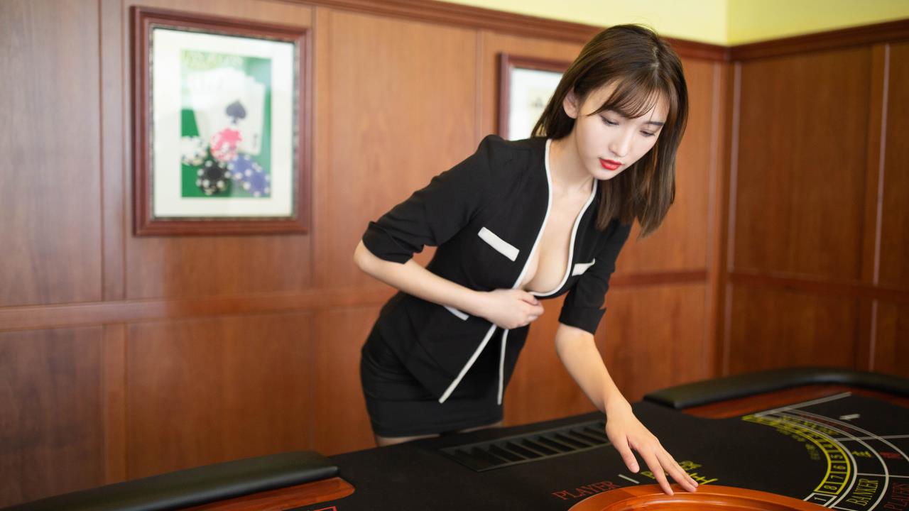 成年双人啦啦操app:  探索极致的肢体美感与默契